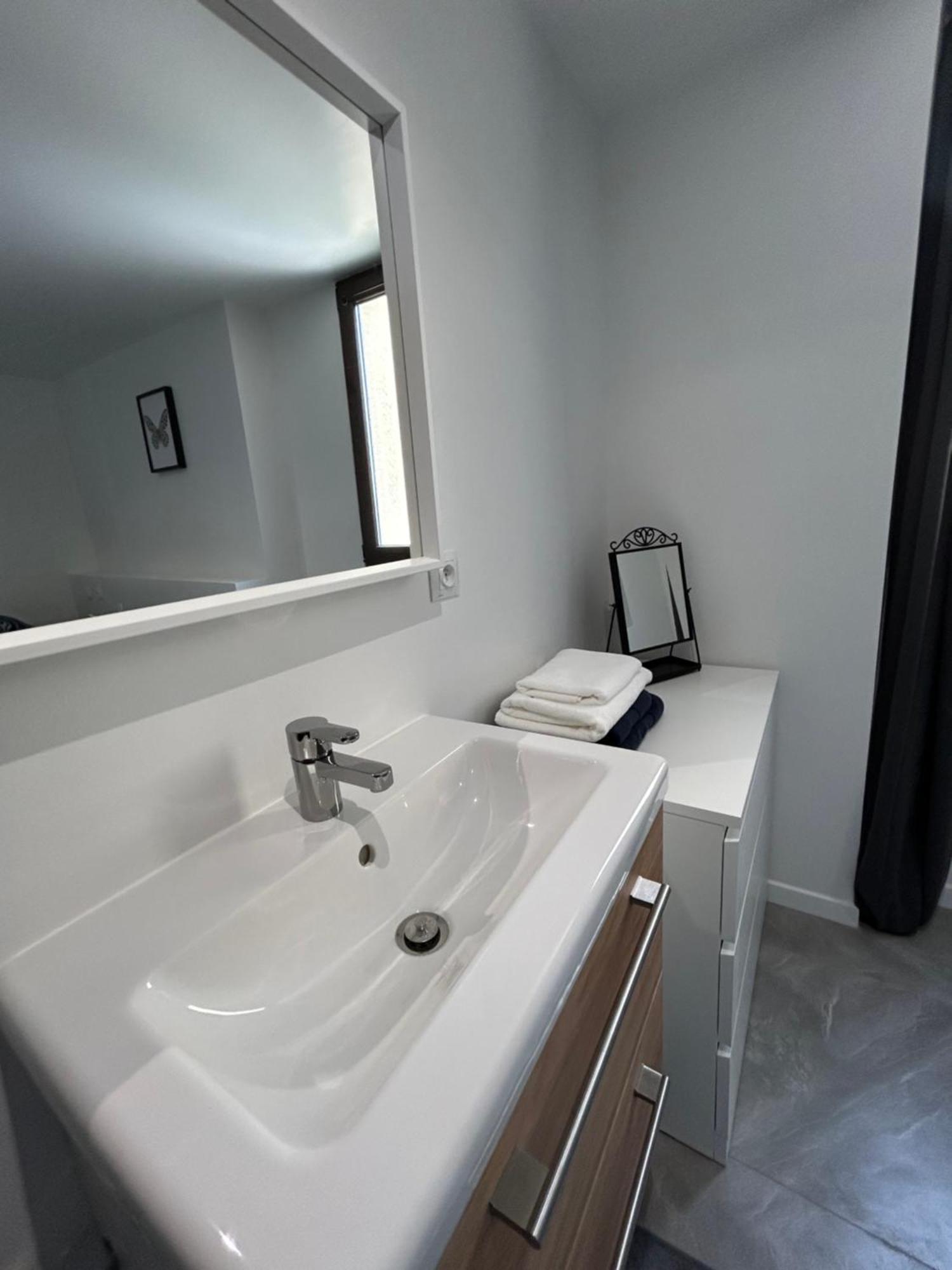 Residence "A Torbia" , 4 Appartements De 2 A 6 Personnes La Turbie Cameră foto